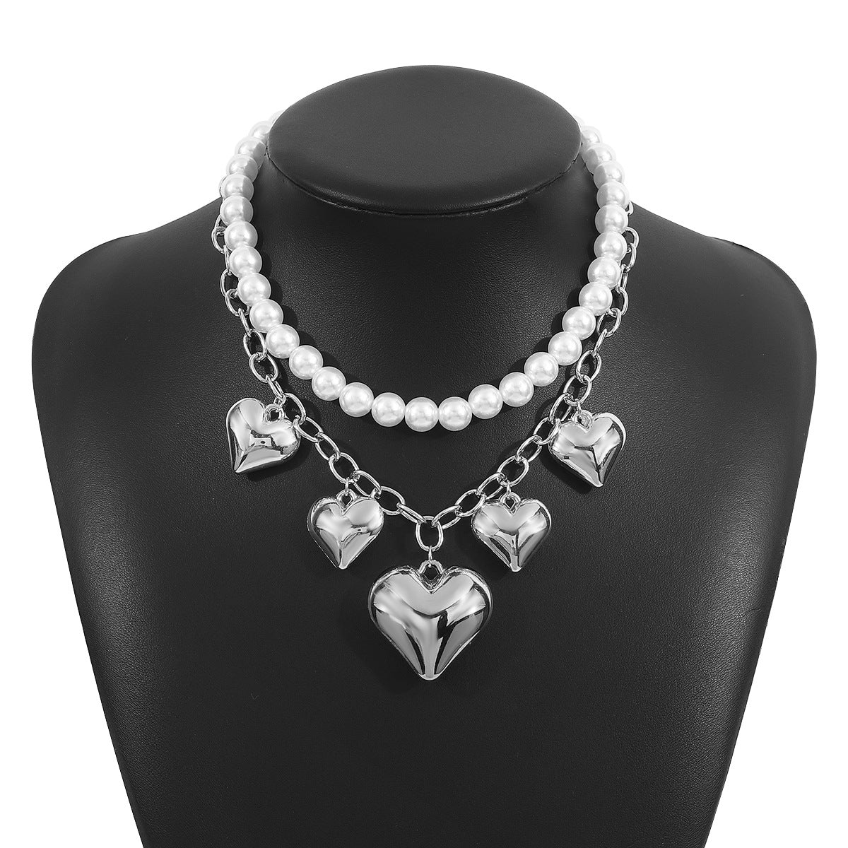 Collana Minimalista da Donna con Perle Imitazione a Cuore e Catena in Alluminio Placcato Elegante Gioiello per Clavicole