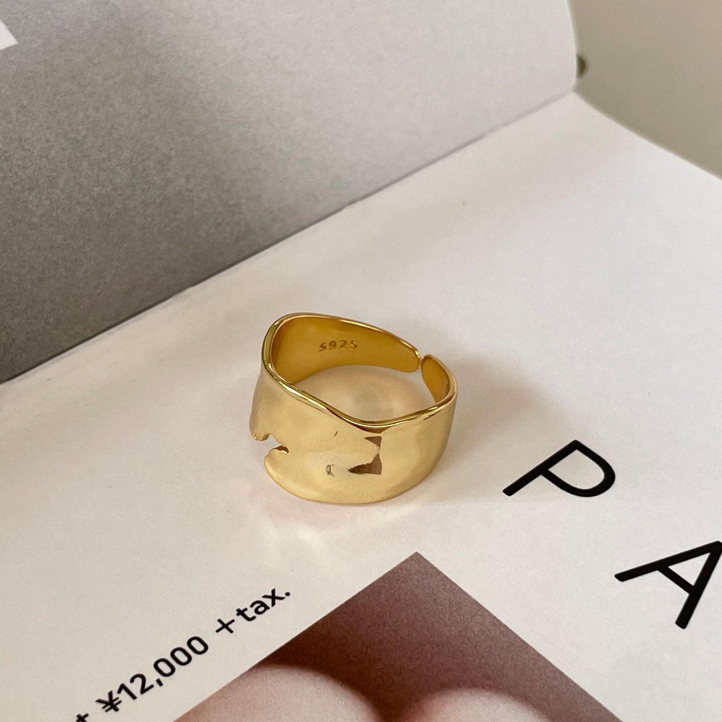 Minimalist Heart-Shaped 925 Sterling Silver Ring for Women with Beveled Geometric Facets and Smooth Polished Finish