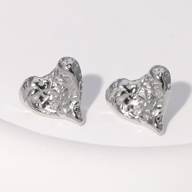 Orecchini da donna minimalisti in acciaio al titanio a forma di cuore con placcatura in oro 18 carati e perni in acciaio inossidabile