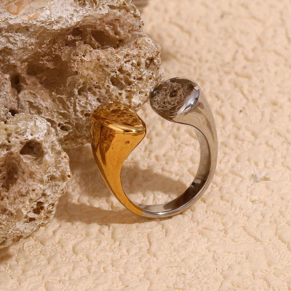 Anello Minimalista Geometrico da Donna in Acciaio Inossidabile Placcato Oro 18K