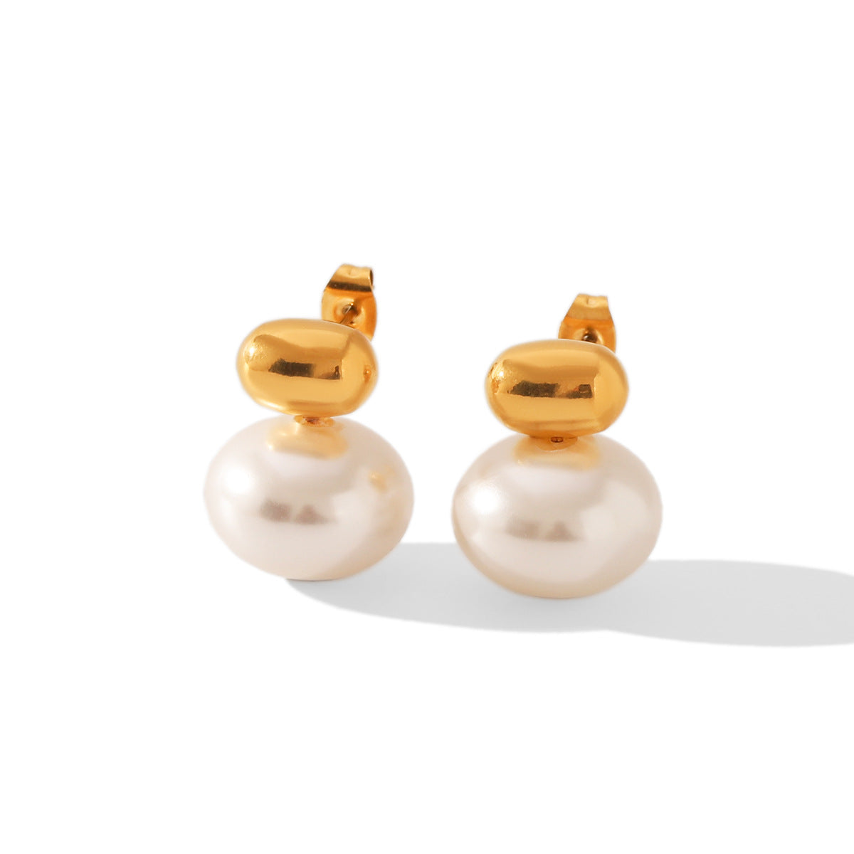 Orecchini a perno geometrici in acciaio inossidabile in stile vintage francese con accenti di perle per donna, gioielli minimalisti di lusso per l'orecchio