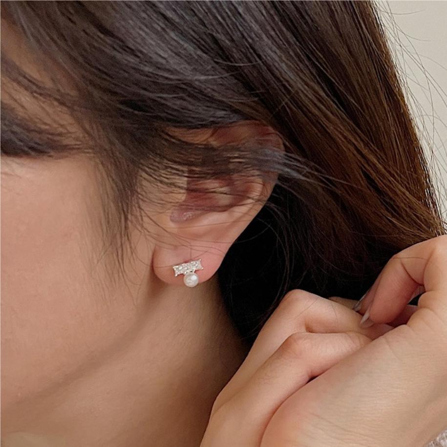 Minimalist Geometric Letter Shape 925 Sterling Silver Zircon and Pearl Stud Earrings for Women