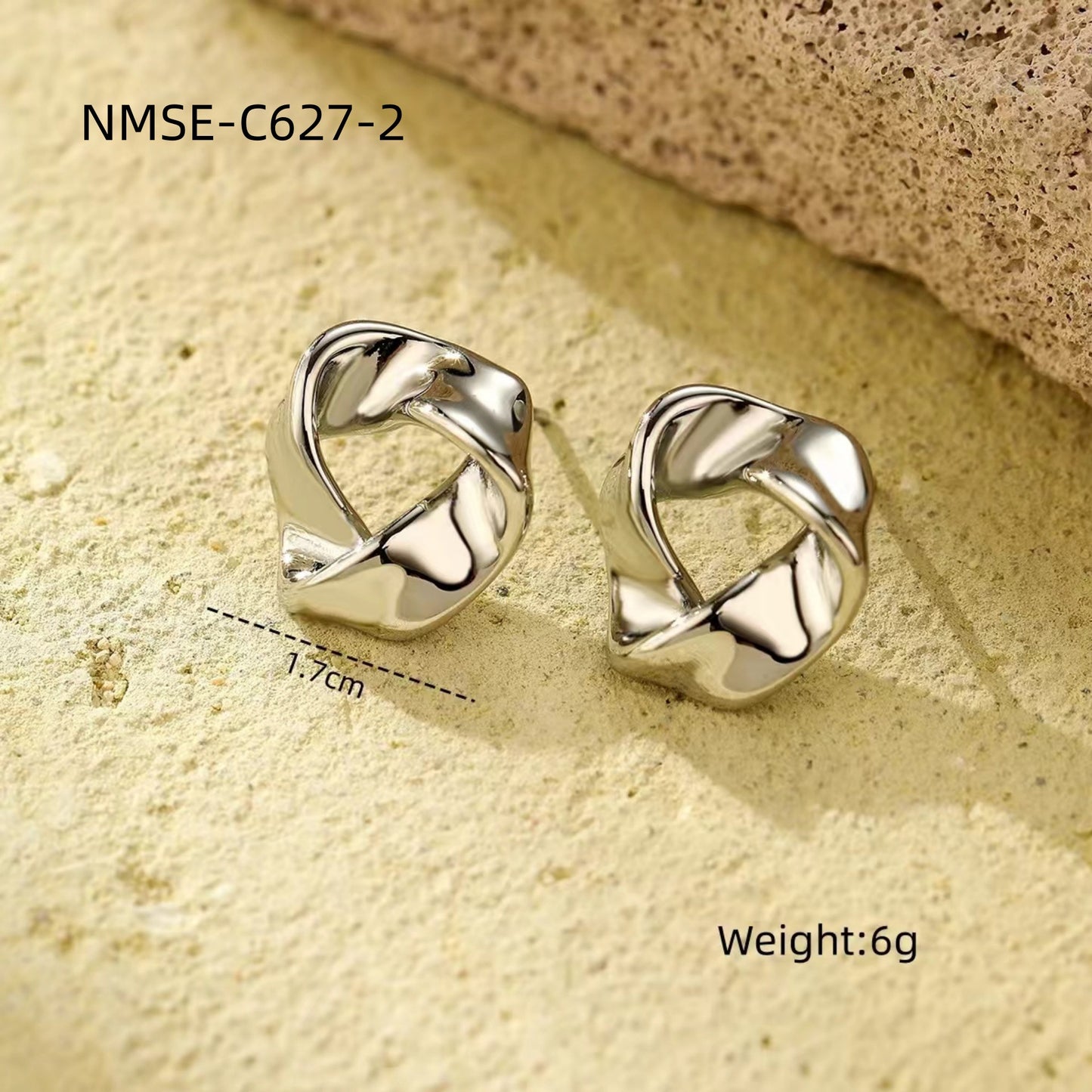 Orecchini da donna mini in acciaio inossidabile a triangolo ritorto, stile retrò minimalista, con finitura placcata