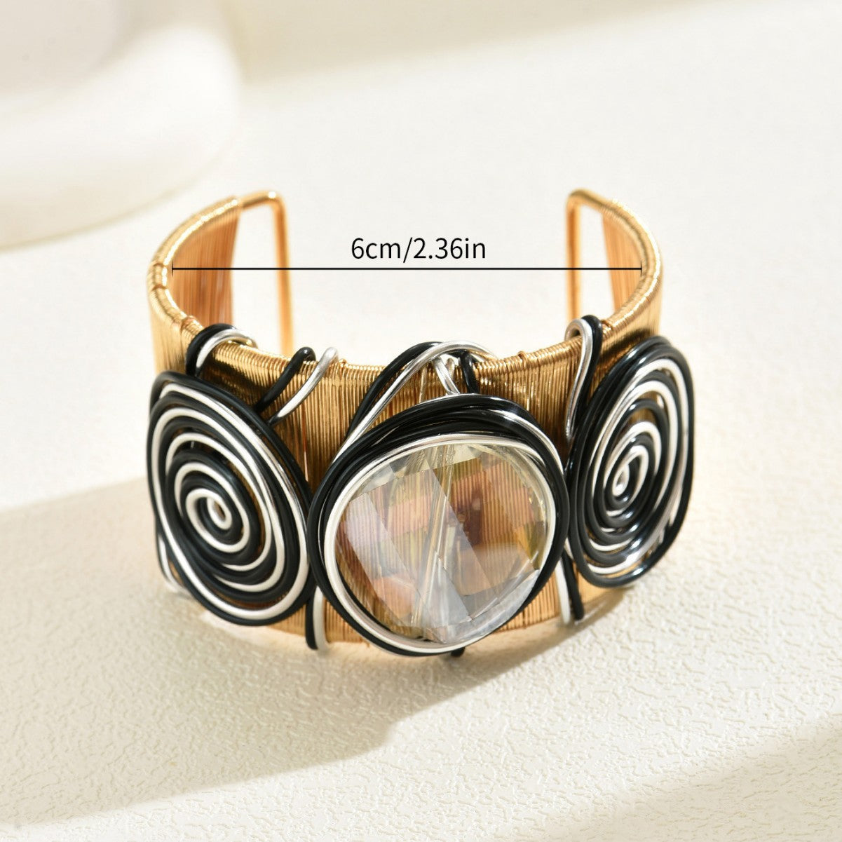 Pulsera Geométrica Enrollada para Mujer con Incrustaciones de Pedrería en Aleación de Zinc, Diseño Moderno para la Oficina