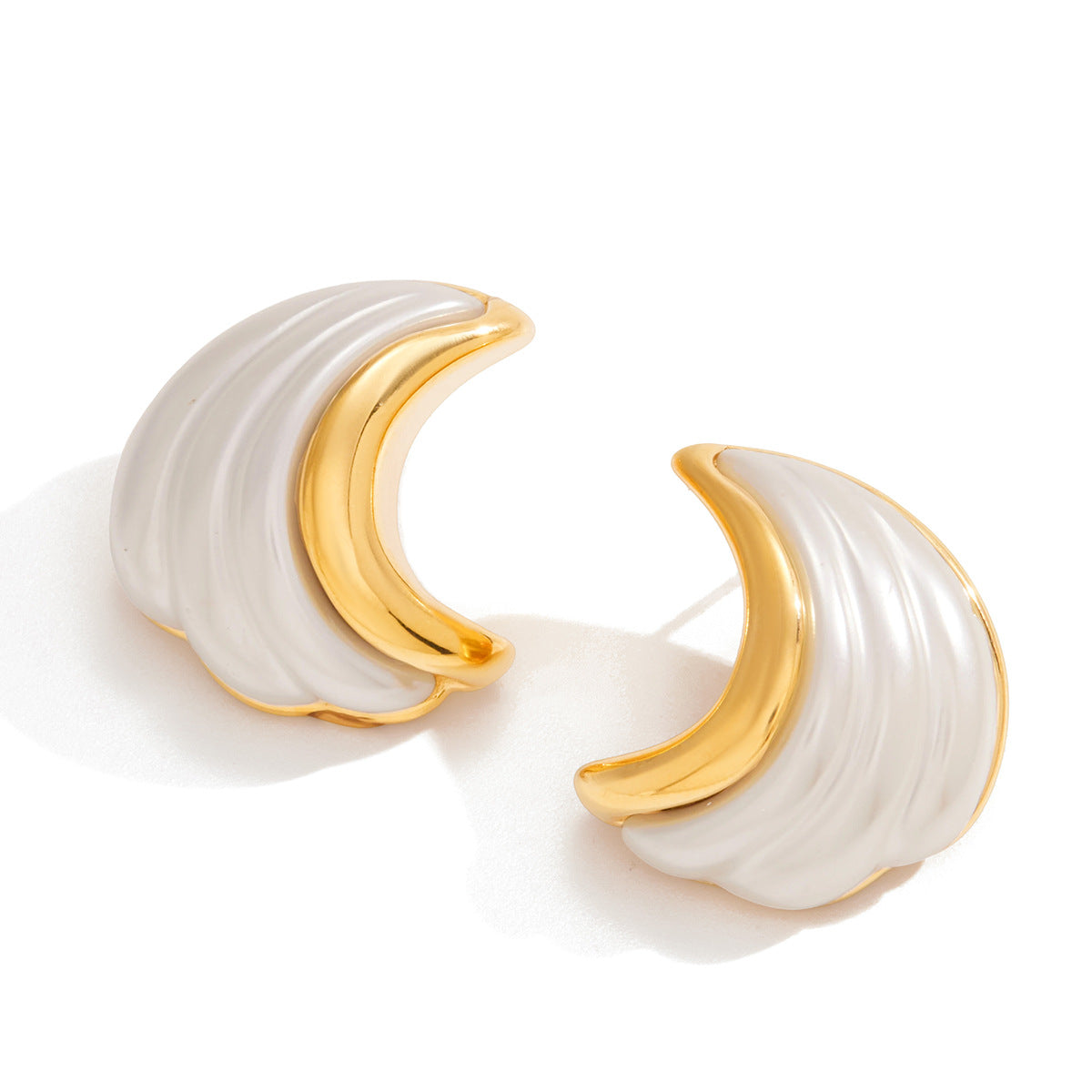 Orecchini a Cerchio Geometrici Minimalisti di Lusso in Acciaio Inossidabile Placcato Oro 18K con Perle in Resina da Donna