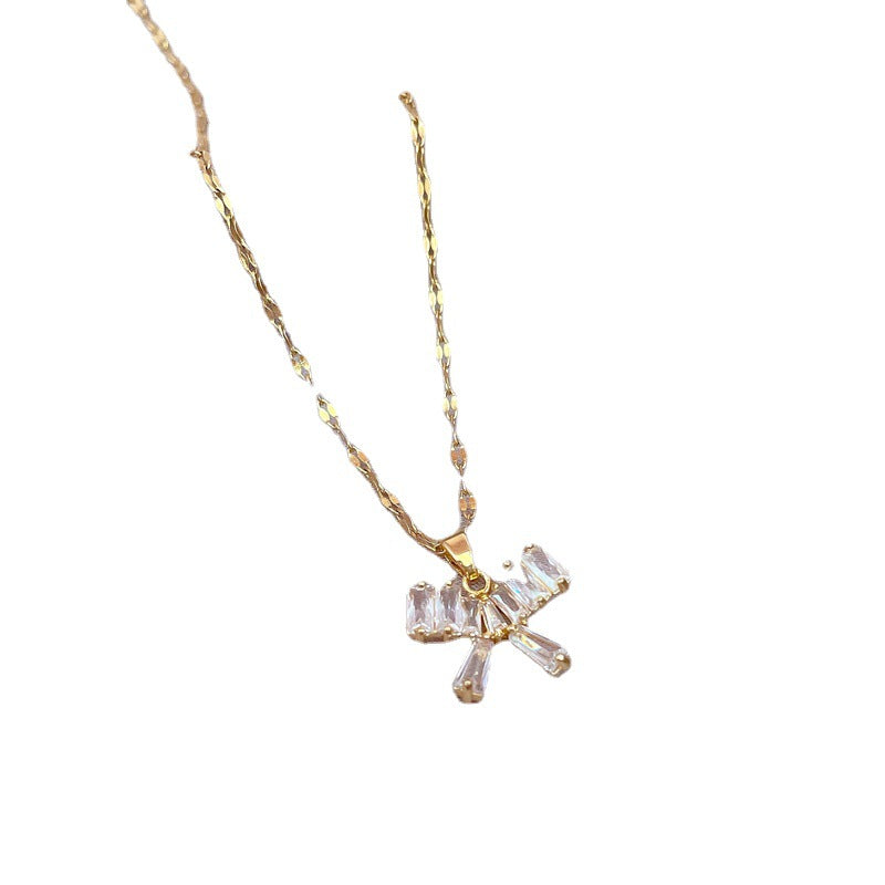 Collar con Colgante de Mariposa Estilo Dibujos Animados para Mujer de Acero Inoxidable con Circonita Micro-Pavé, Delicado Diseño de Cadena de Clavícula