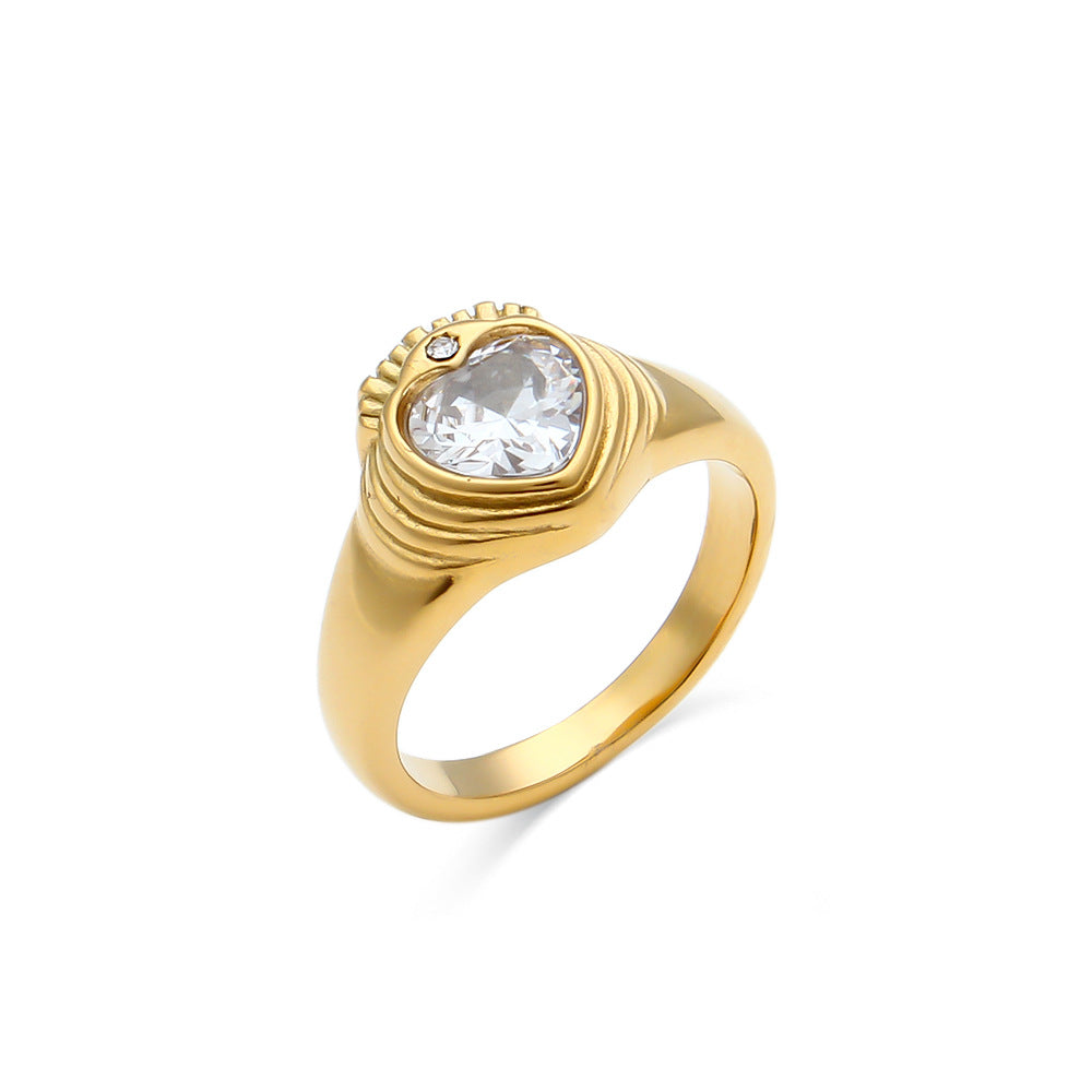 Luxury Vintage-Inspired Geometric Crown Heart Ring in Stainless Steel with 18K Gold Plating and Zircon Inlay