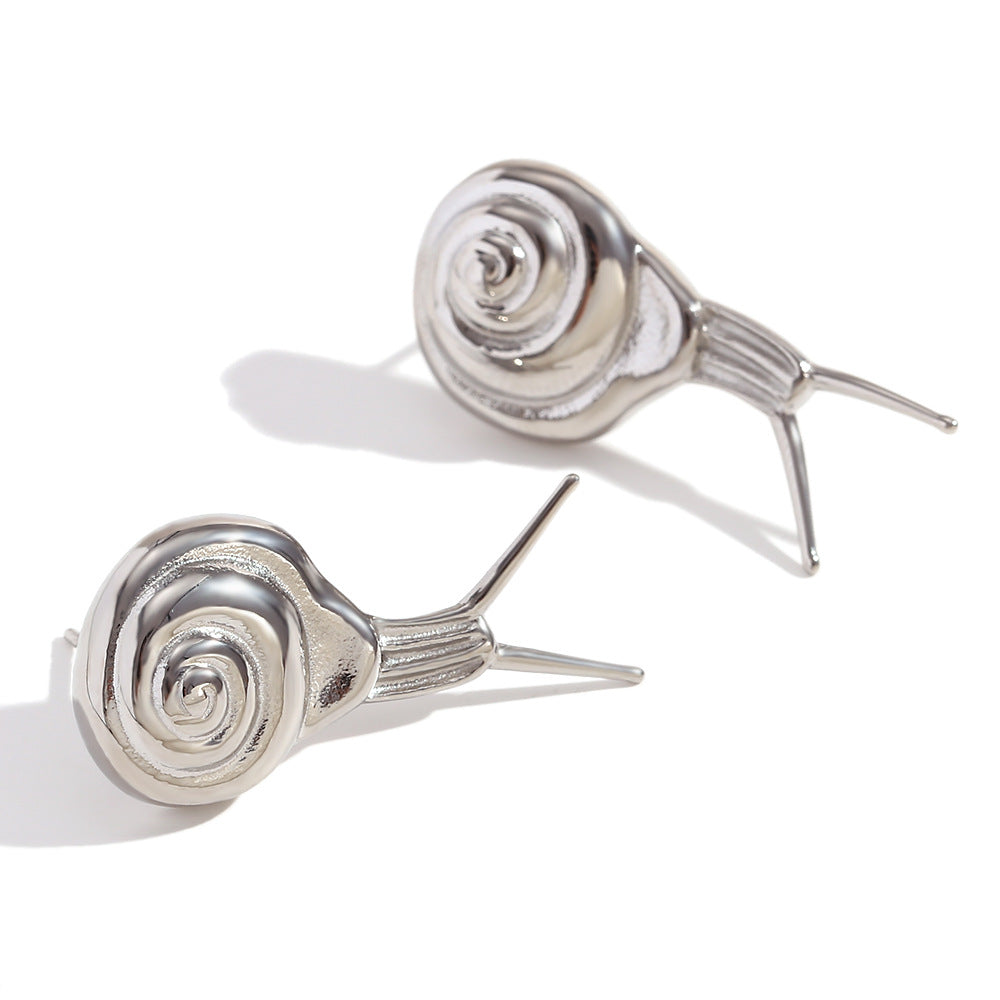 Fashionable Minimalist Snail-Shaped Stainless Steel Earrings with 18K Gold Plating for Women