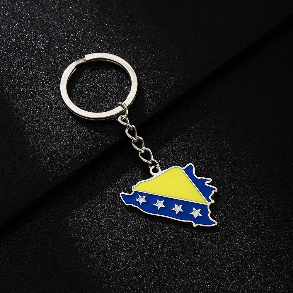 Llavero de Acero Inoxidable Esmaltado con la Bandera de Bosnia y Herzegovina con Forma de Mapa Geométrico