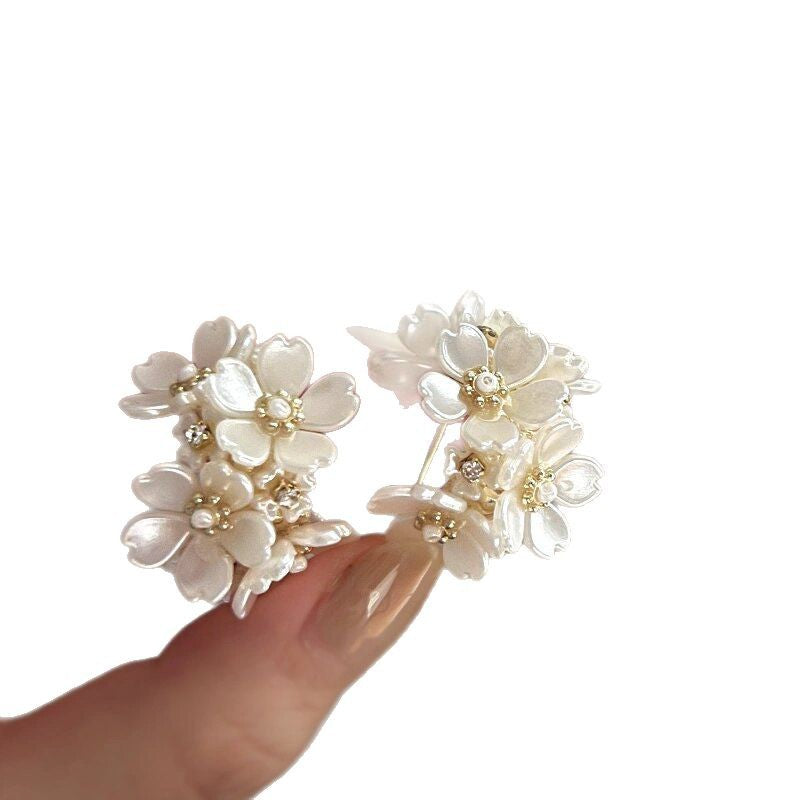 French Vintage Floral Pearl Stud Earrings for Women with 925 Sterling Silver Posts Elegant Minimalist Luxury Ear Jewelry