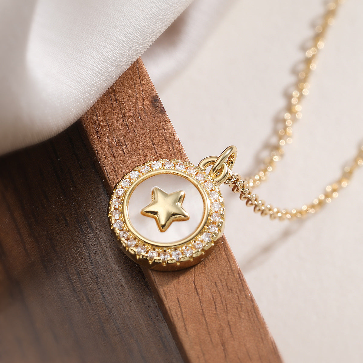 Minimalist Luxury Gold Plated Brass Heart Star Hand Geometric Pendant Necklace with Cubic Zirconia