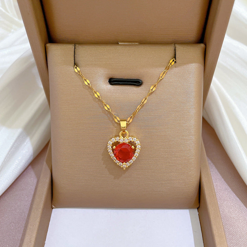 Collana Pendente Geometrica a Cuore in Acciaio al Titanio Fresca e Lussuosa da Donna