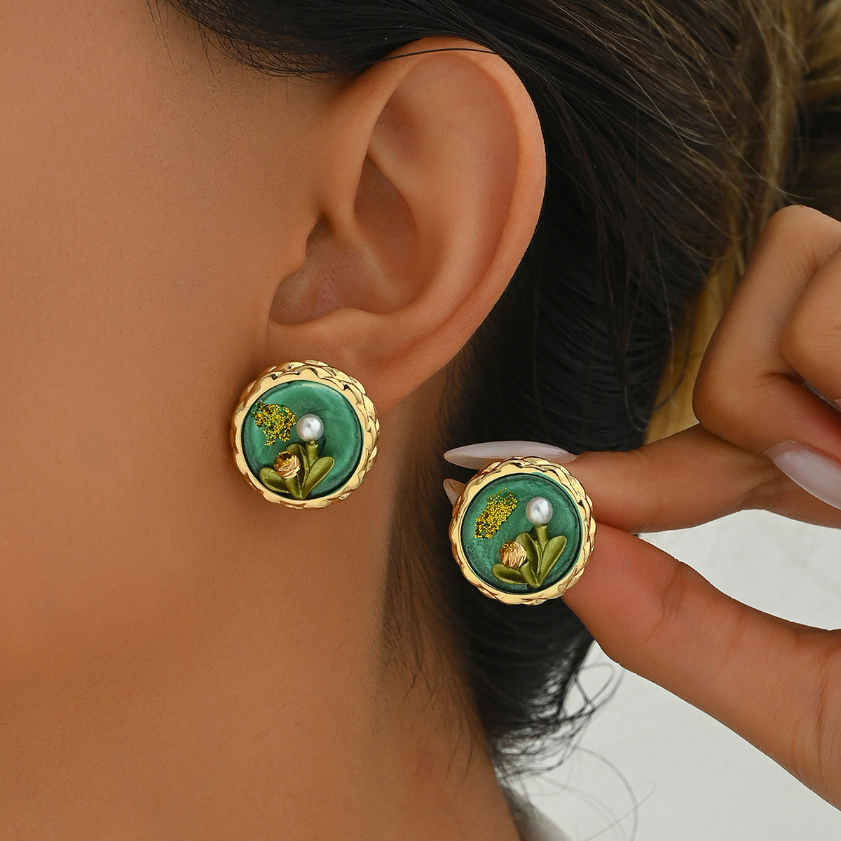 Pendientes Esmaltados Geométricos Florales Minimalistas con Incrustaciones de Perlas para Mujer, Poste de Acero Inoxidable