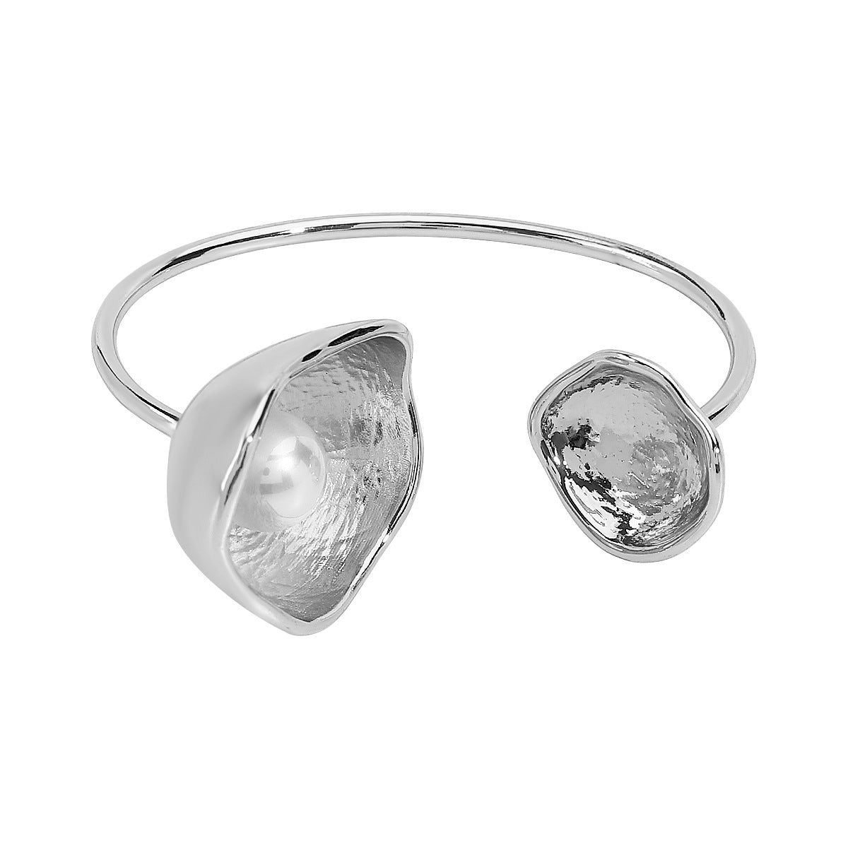 Brazalete abierto de aleación con forma de cuenco de flor de trompeta irregular, electrochapado, con perla