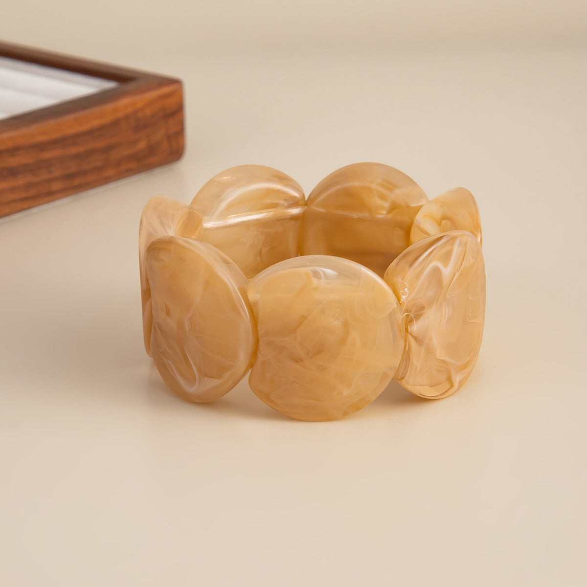 Vintage Geometric Gradient Acrylic Stretch Bracelet