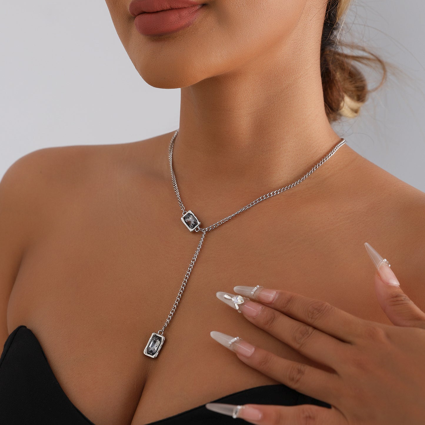 Minimalist Sweet Geometric Rhinestone Alloy Y-Necklace for Women