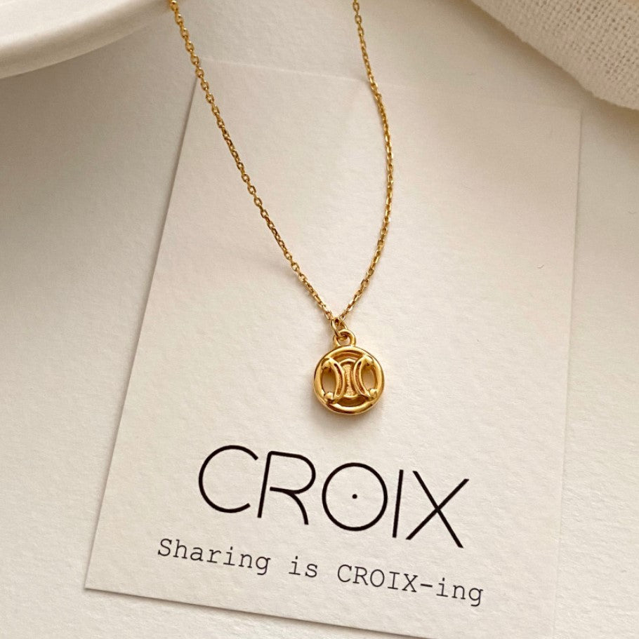 Minimalist Triumph Arch Pendant Necklace for Women in 925 Sterling Silver with Geometric Round Design