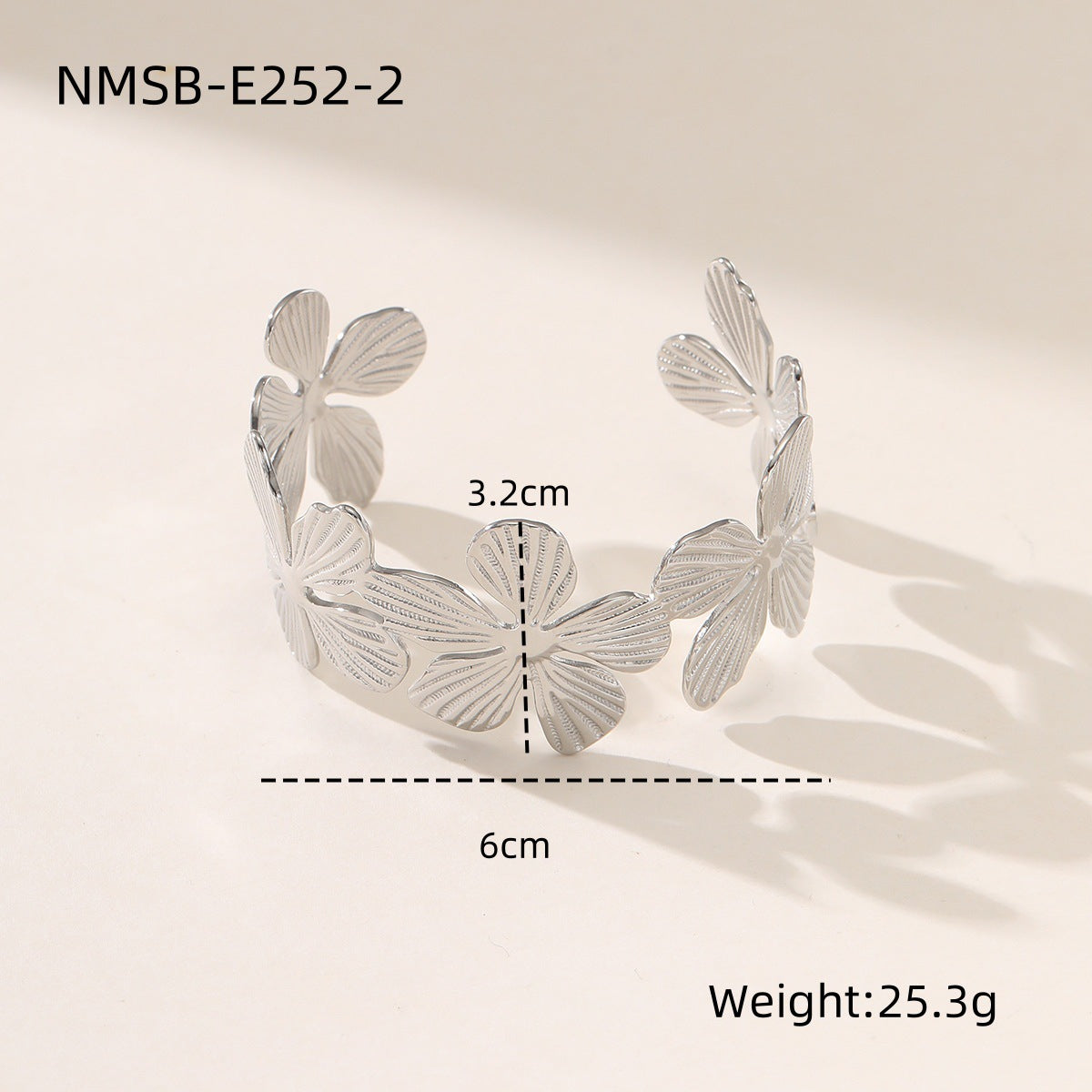 Pulsera de acero inoxidable chapado en oro de 18 quilates con pétalos de flores de moda para mujer