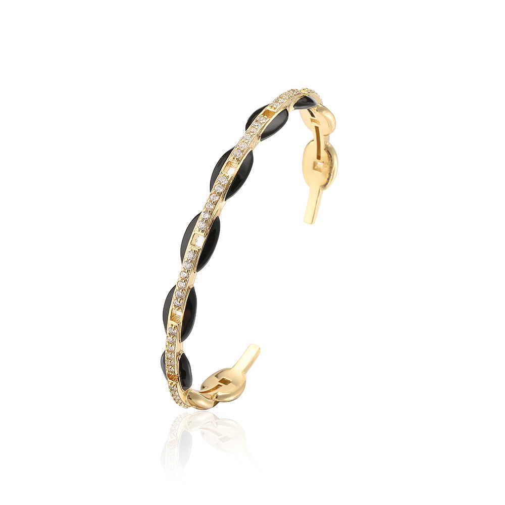Ins Style Pig Nose Open Bangle Bracelet for Women in Copper with 18K Gold Plating and Colorful Enamel Zirconia