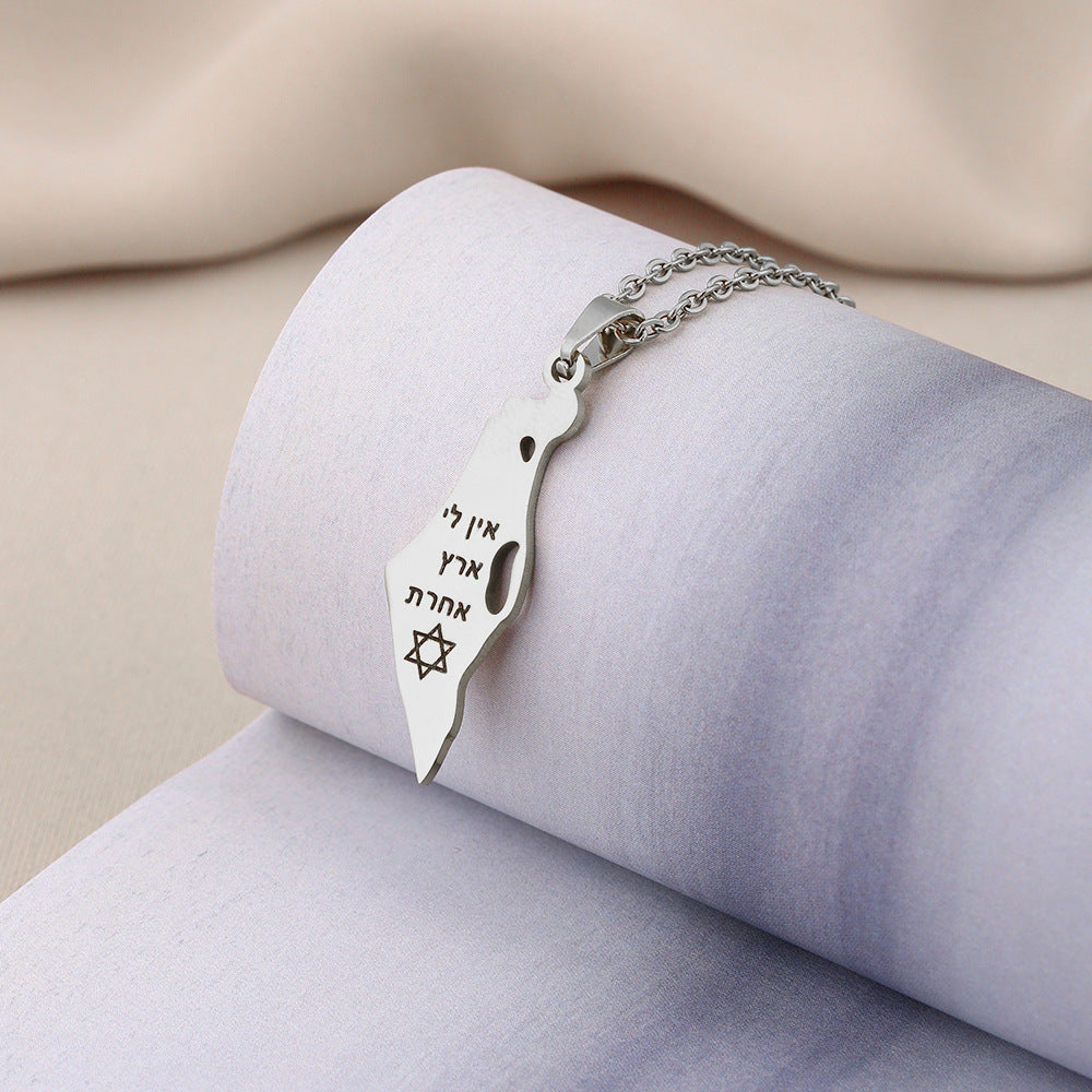 Collana con ciondolo a stella geometrica etnica in acciaio inossidabile con charm in acciaio al titanio e finitura galvanica su catena a O