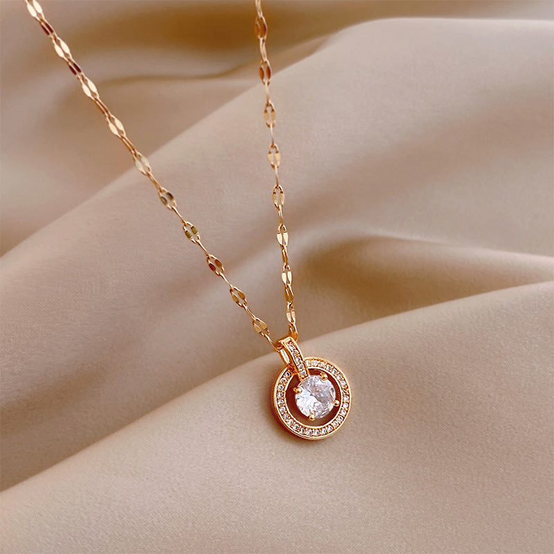 Fashion Titanium Steel Round Zircon Inlay 18K Rose Gold Lip Chain Necklace