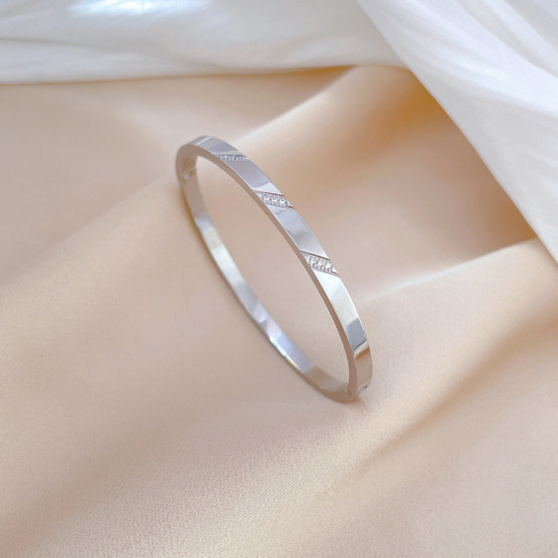 Vintage Minimalist Ethnic Shell Titanium Steel Bracelet