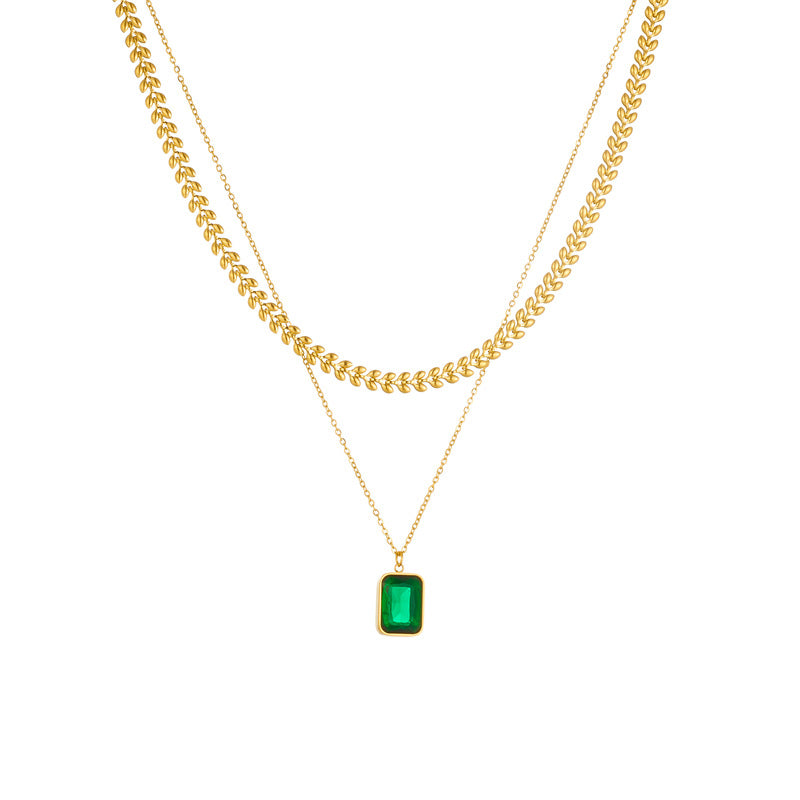 Elegante Collana con Ciondolo Quadrato Minimalista Verde Smeraldo in Acciaio al Titanio con Finitura Placcata per Donne