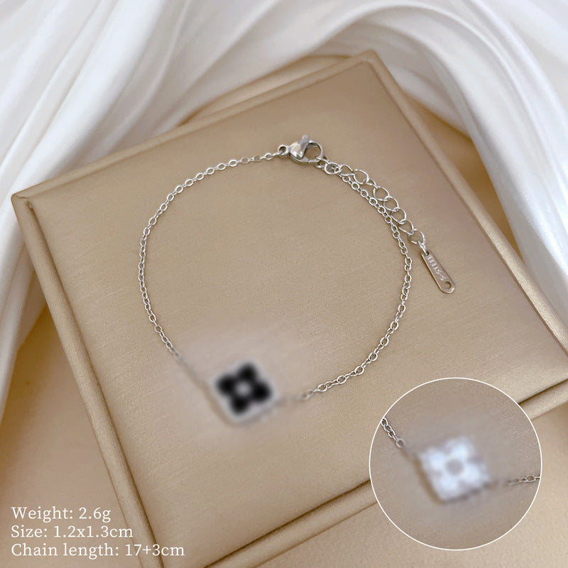 Sweet Elegant Titanium Steel Floral Plated Necklace with Brass Pendant for Women