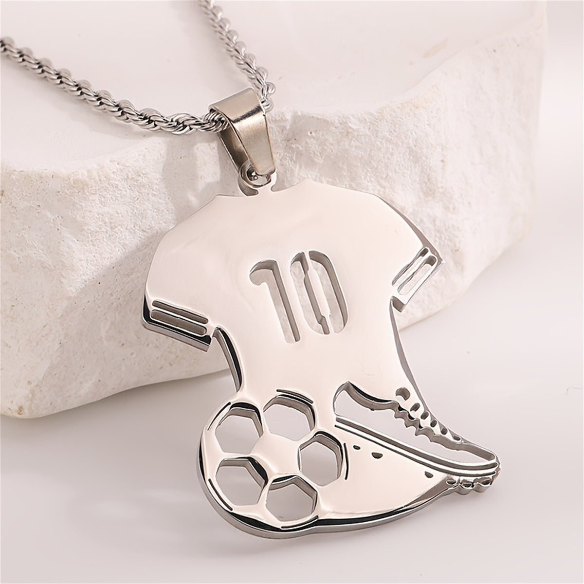 Collana con Pendente da Calcio Geometrico Sportivo in Acciaio Inossidabile e Acciaio al Titanio con Finitura Lucida Unisex