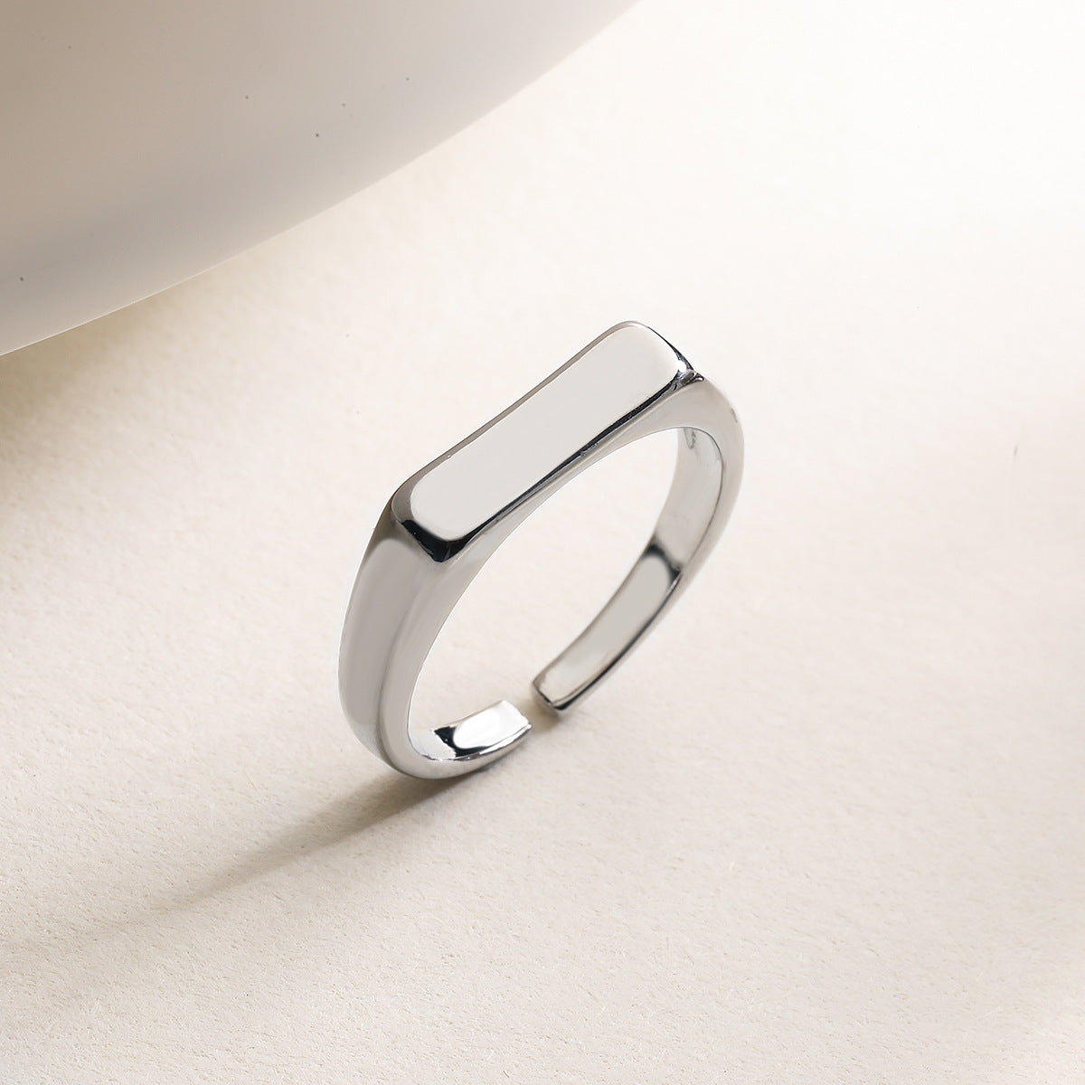 Anello minimalista geometrico in rame con placcatura in oro 18 carati da donna, anello regolabile aperto ispirato al bambù