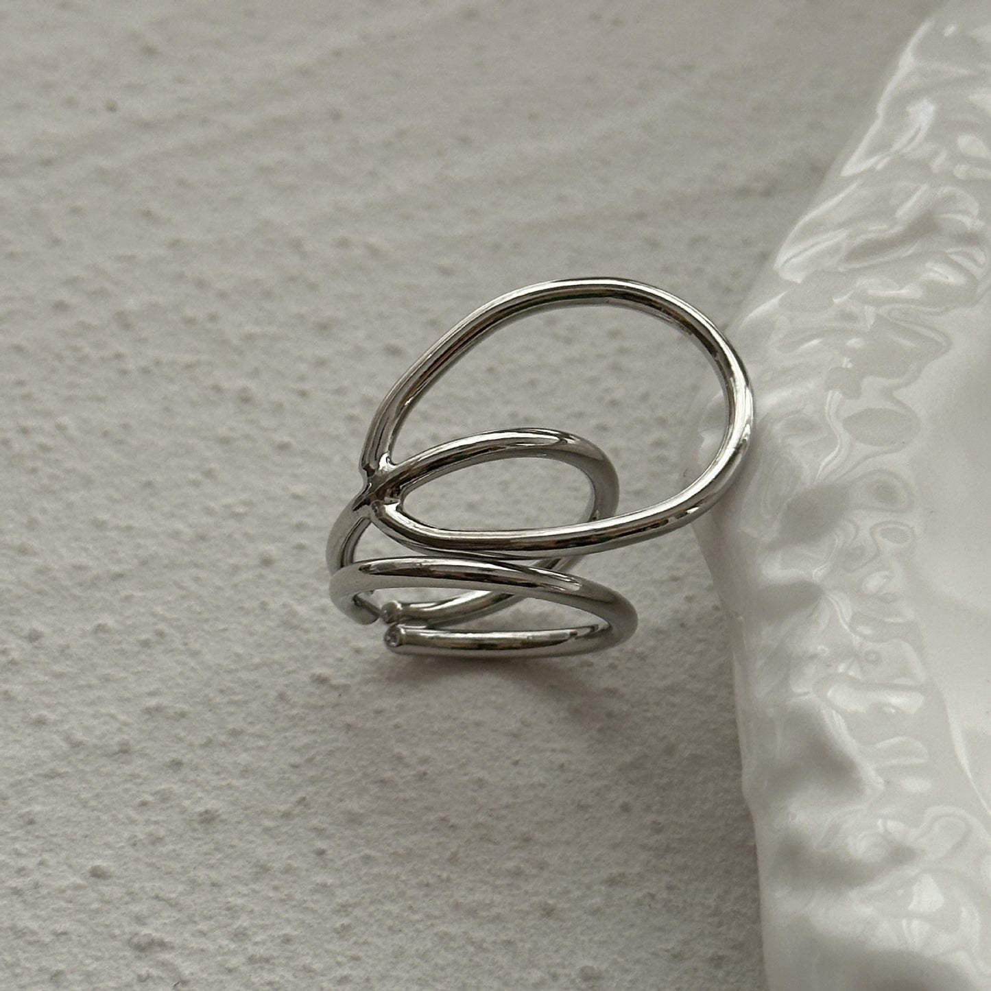 Anello Aperto da Donna Irregolare Cavo Intorto Finta Perla Geometria Lega