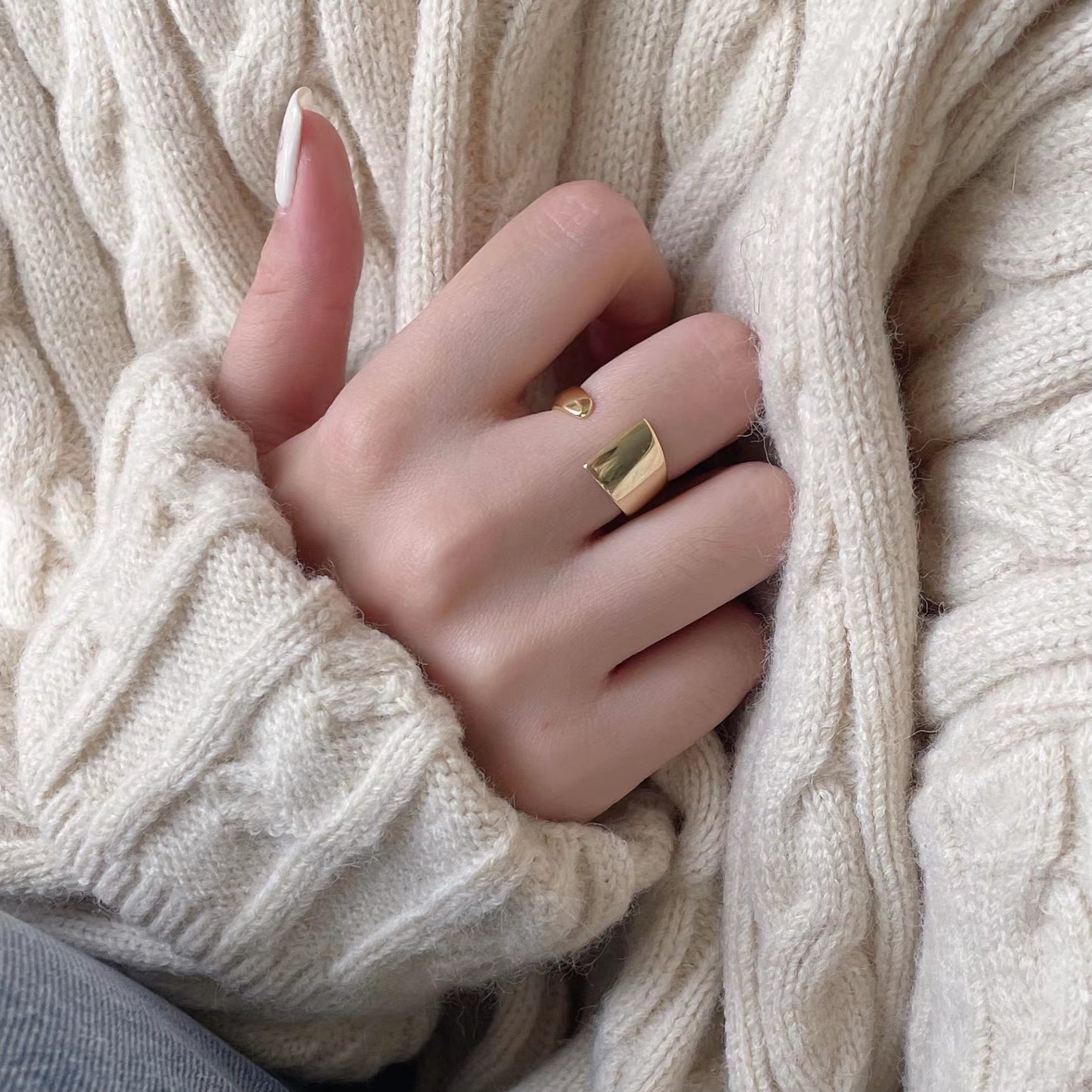 Minimalist Staircase-Shaped 925 Sterling Silver Ring for Women with Folded Design Accent