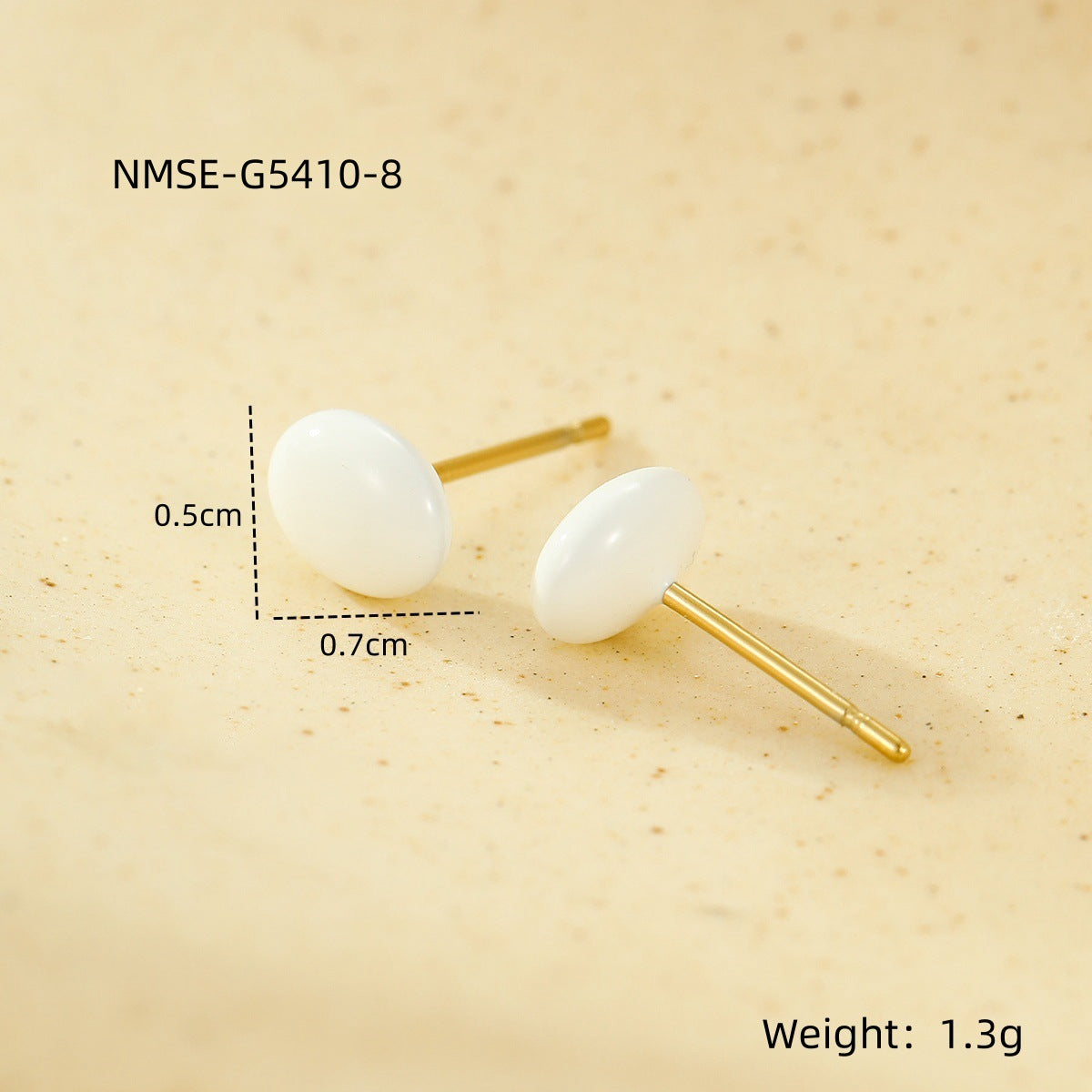 Orecchini a perno con perline in acciaio inossidabile alla moda e minimalisti, con placcatura in oro 18 carati e accento a goccia per donne