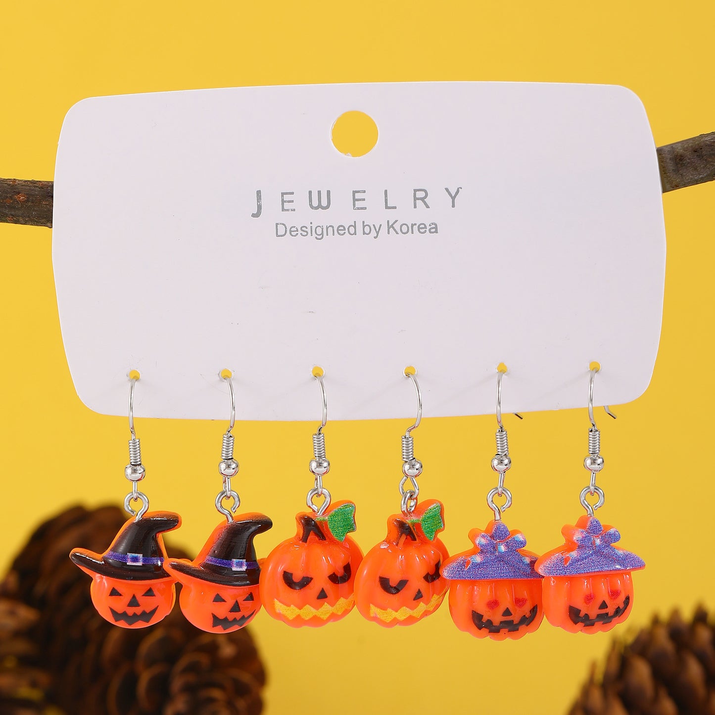 Orecchini Fantasma Zucca di Halloween da Donna con Struttura in Resina e Finitura Smaltata, Design a Forma Geometrica con Motivi Festivi