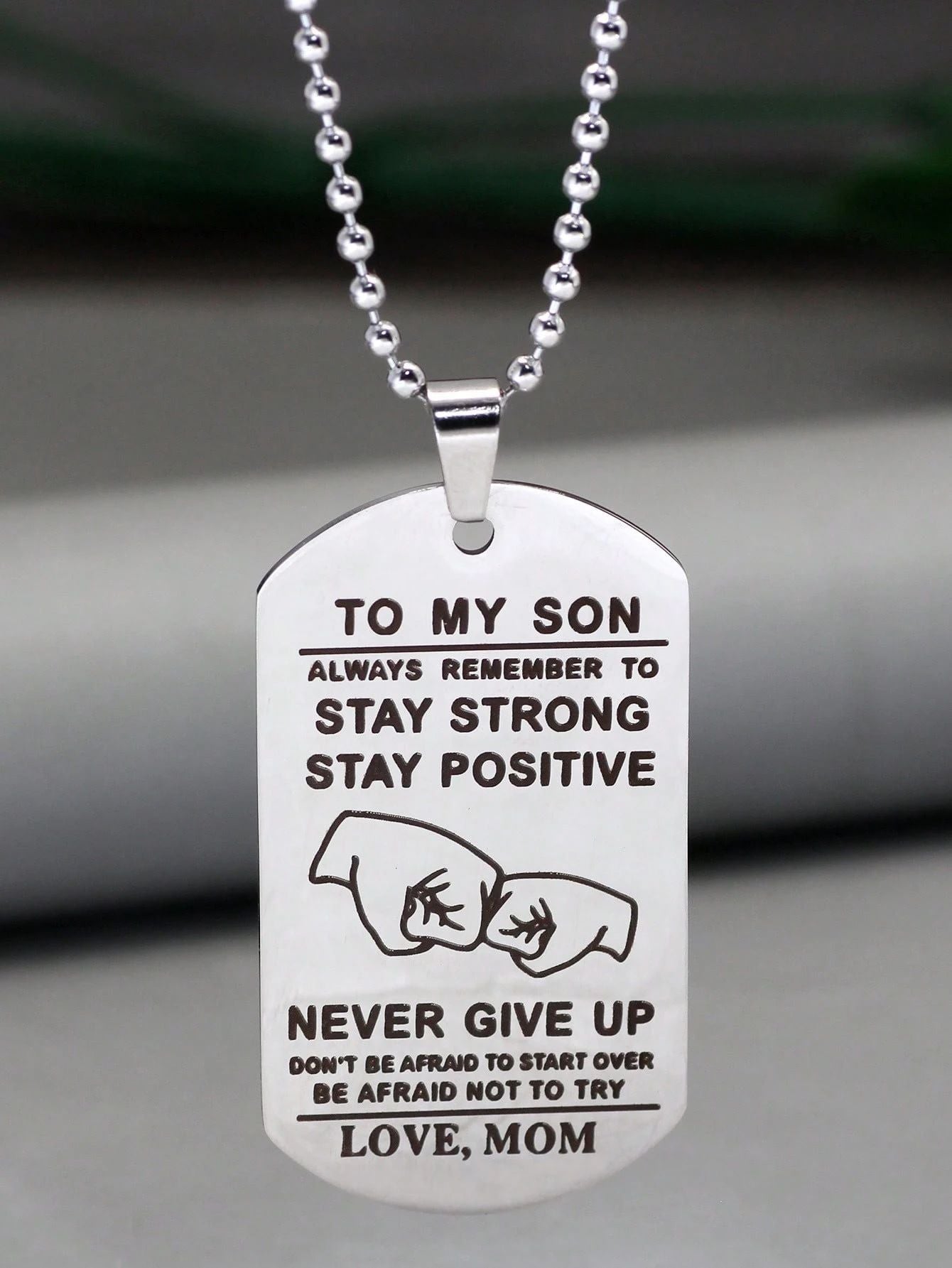 Minimalist Geometric Stainless Steel Dog Tag Pendant Necklace with Polished Finish for Unisex Daily Wear
