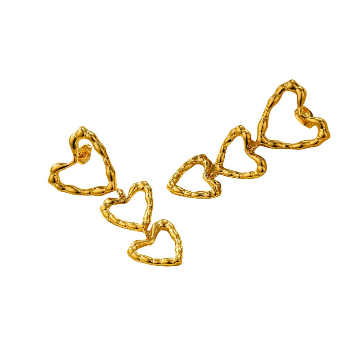 Pendientes de acero inoxidable a la moda con diseño irregular hueco de corazón, detalle de borla y acabado chapado