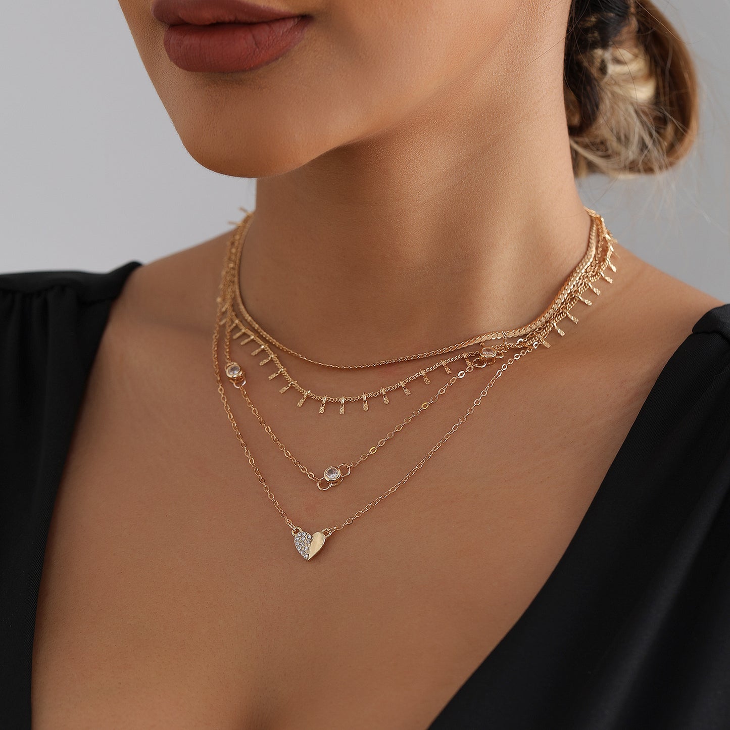 Fashion Multi-Layer Geometric Heart Rhinestone Alloy Plated Tassel Necklace for Women
