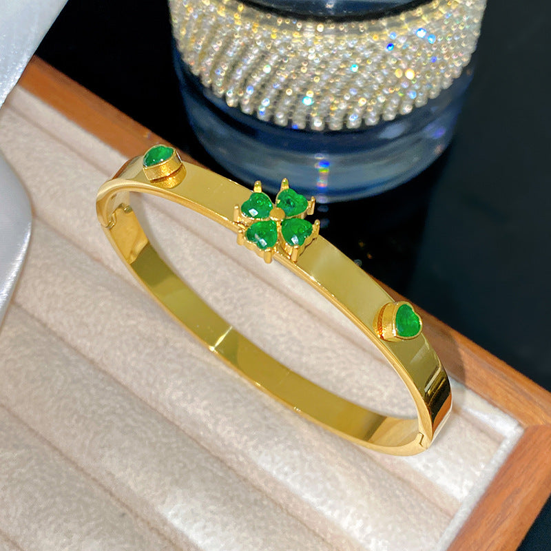 Luxury Floral Hollow Snowflake Daisy Titanium Steel Plated Bangle Bracelet