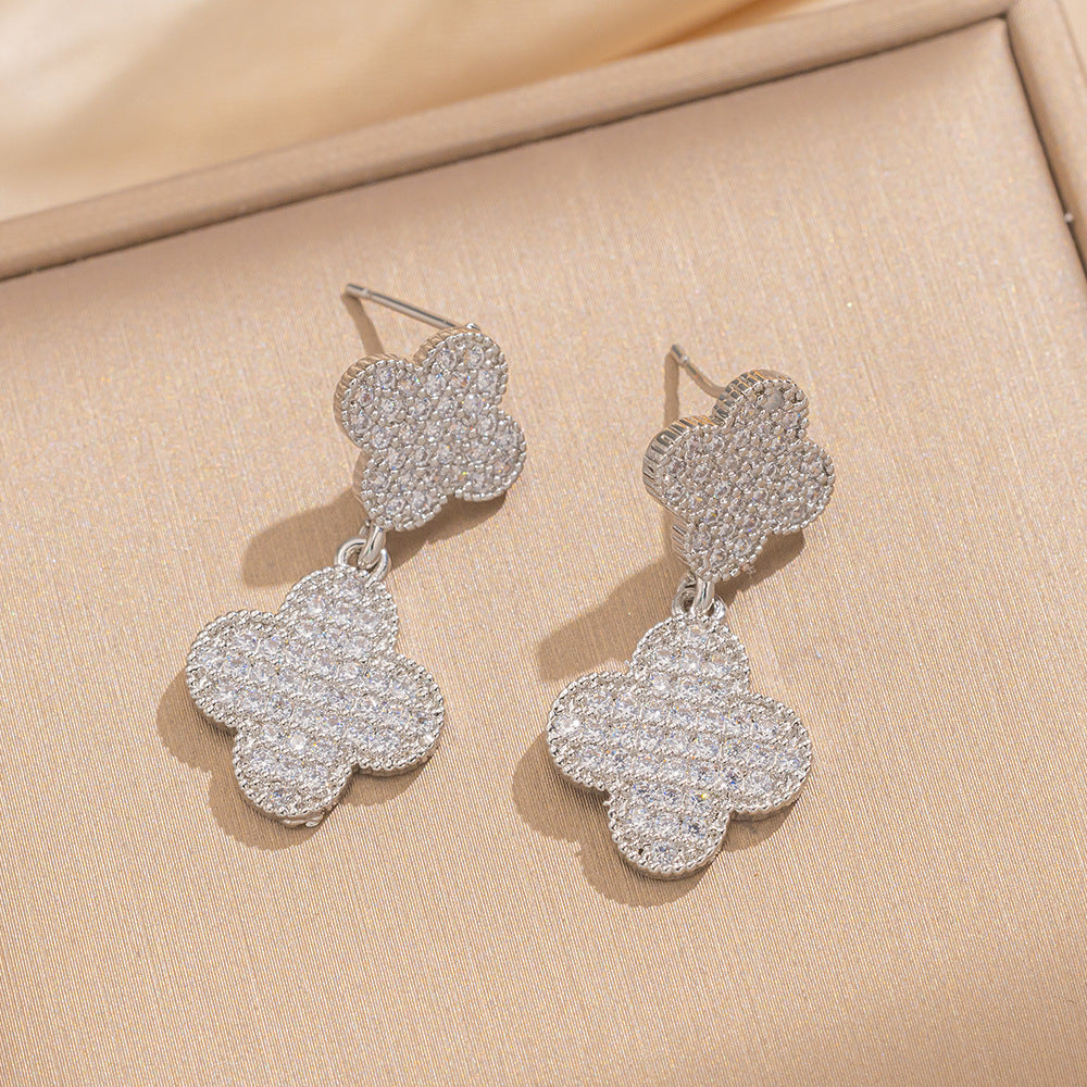 Set collana da donna con ciondolo a trifoglio in zircone in acciaio inossidabile placcato oro 18 carati