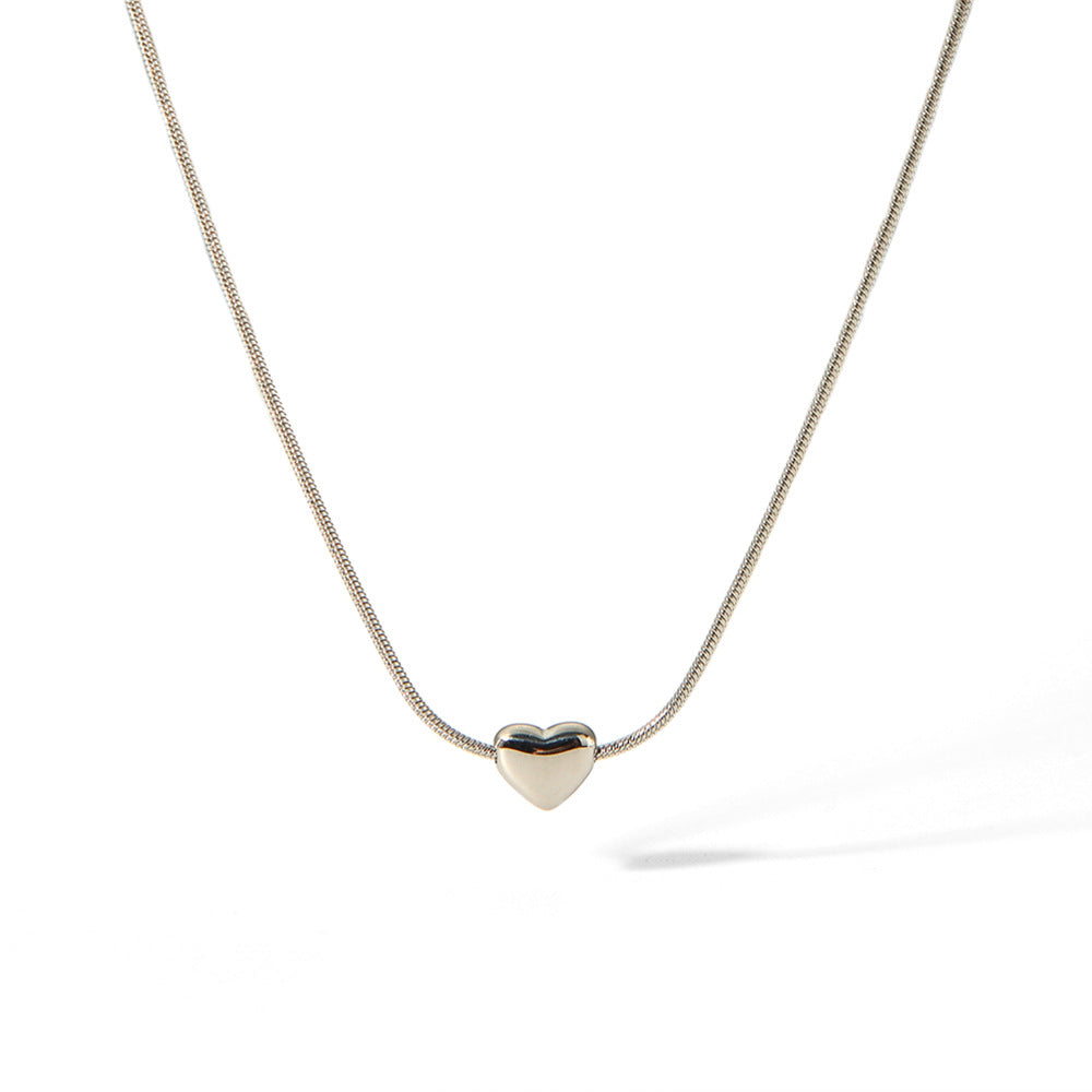 Collana Pendente Minimalista a Cuore da Donna in Acciaio al Titanio con Finitura Galvanizzata su Catena Snake