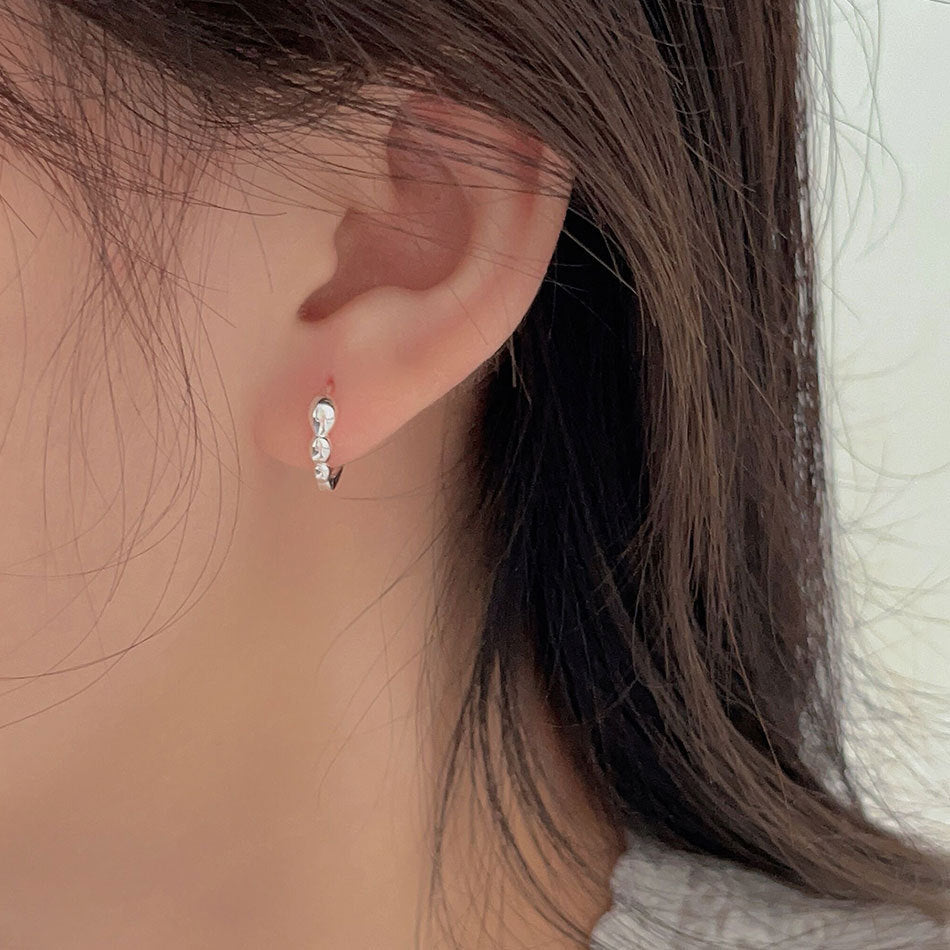 Minimalist Geometric Silver Ear Studs with Rounded Square Cubes in 925 Sterling Silver