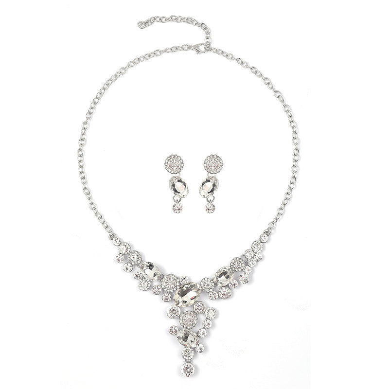 Minimalist Star Moon Cloud Universe Necklace Set for Women Alloy Pendant with Irregular Note and Circle Accents Lightweight Sweater Chain Collar Necklace