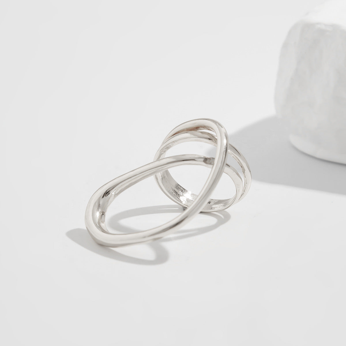 Luxury Minimalist Geometric Oval Plated Zinc Alloy Wide Cuff Bracelet