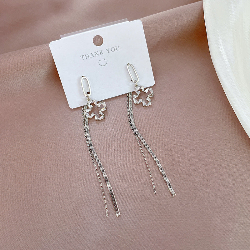 Pendientes colgantes geométricos elegantes para mujer con incrustaciones de diamantes de imitación y base de cobre chapado en oro
