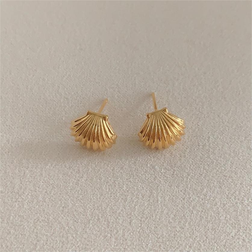 Minimalist Korean Style 925 Sterling Silver Geometric Square-Cut Shell Stud Earrings for Women