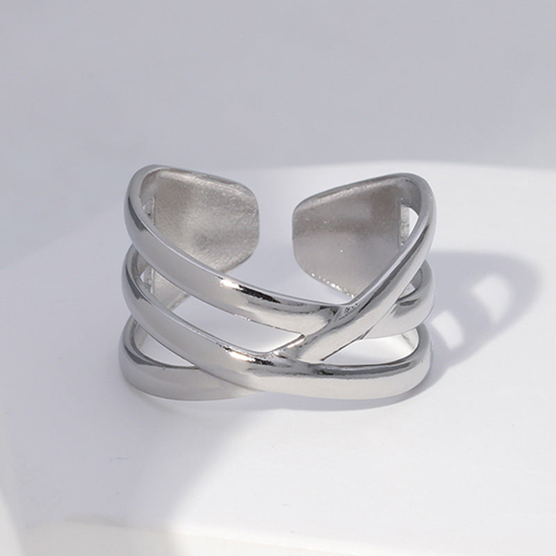 Anello aperto da donna minimalista geometrico in acciaio al titanio con finitura placcata, fascia ipoallergenica in acciaio inossidabile