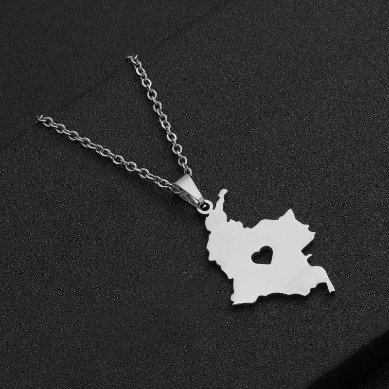 Collana con pendente a cuore minimalista in acciaio inossidabile con finitura placcata per unisex, stile catena O