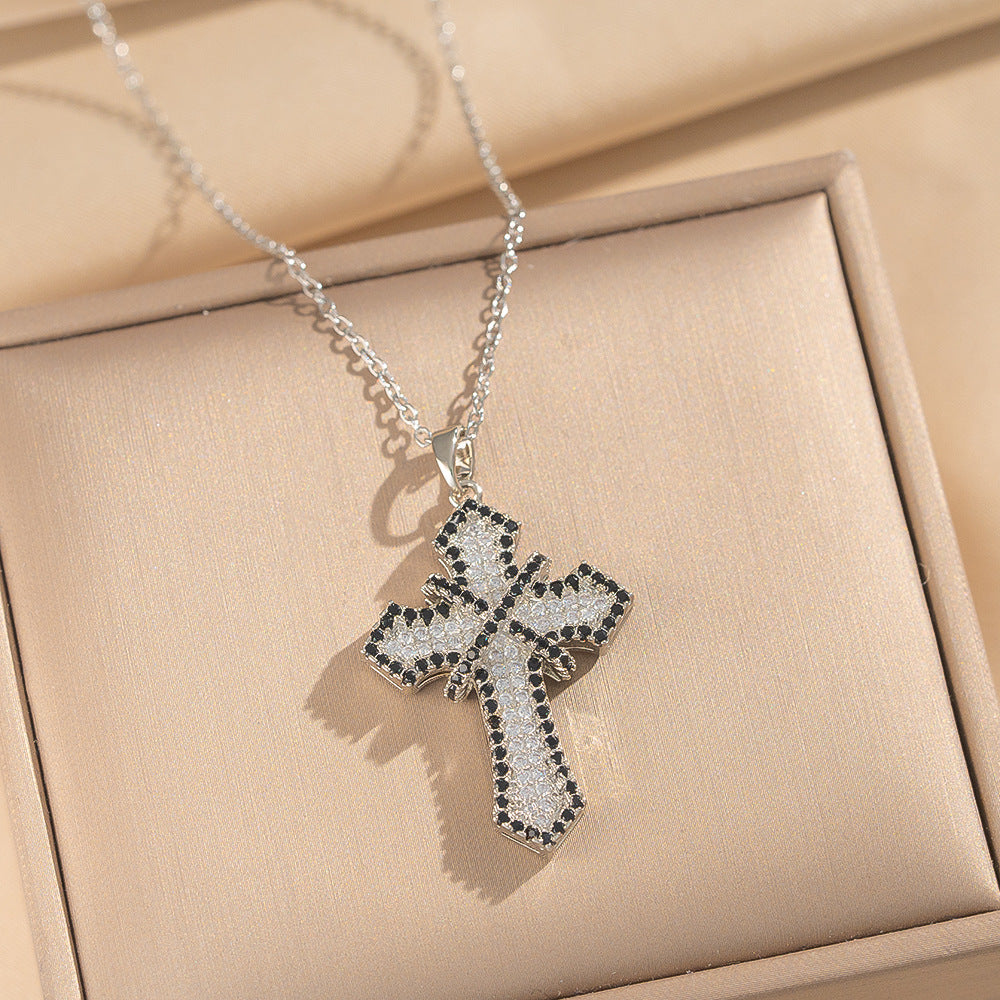 Collana Pendente a Croce Minimalista in Rame Placcato Oro con Zirconi su Catena a O da Donna