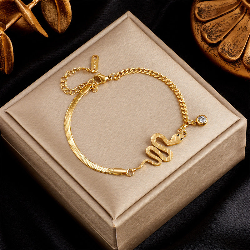 Fashionable Minimalist Titanium Steel Necklace and Bracelet Set with Gold Plated Snake Pendant for Women