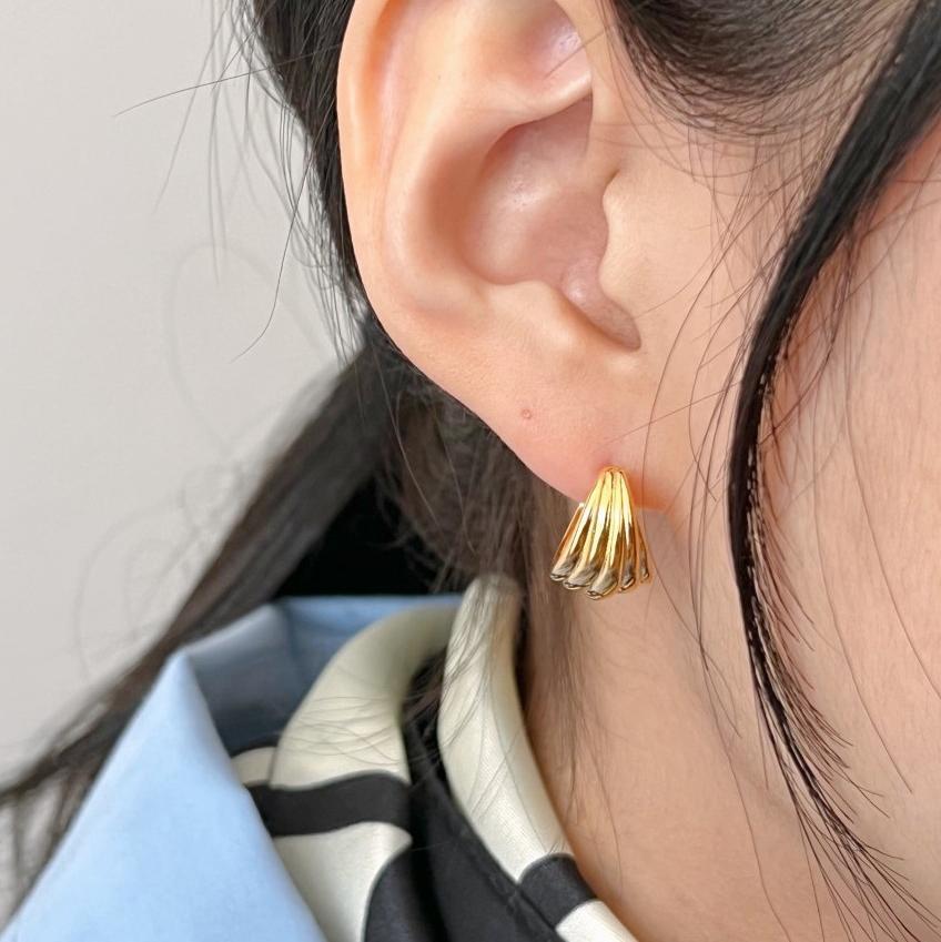 Minimalist Geometric Arc Stud Earrings in 925 Sterling Silver with Handcrafted Finish
